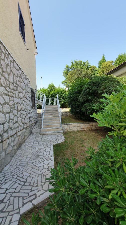 Apartment Bella Mare Novi Vinodolski Buitenkant foto